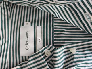 Camisa Calvin Klein Rayas Verde y Blanca