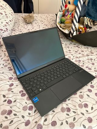 Asus UX325 Portátil Oled 13"