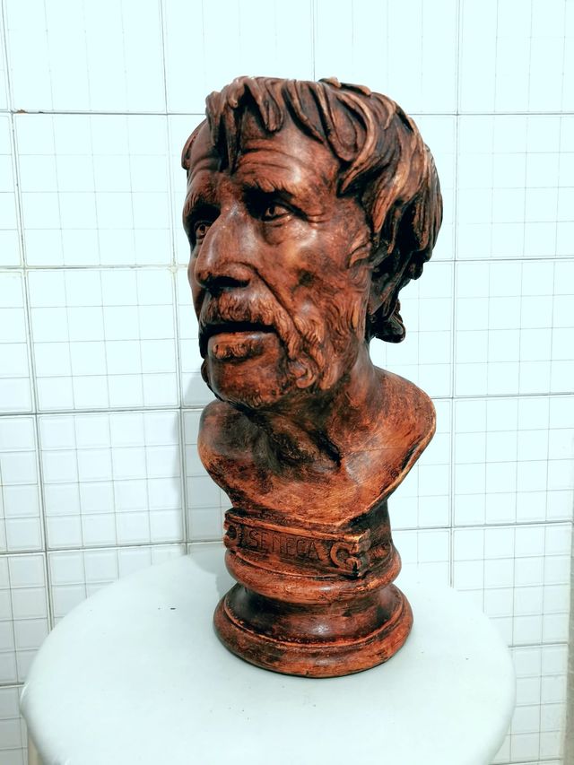 Busto de Seneca escultura estoico
