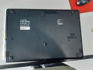 Portátil Acer ES1-711