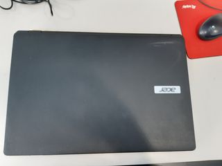 Portátil Acer ES1-711