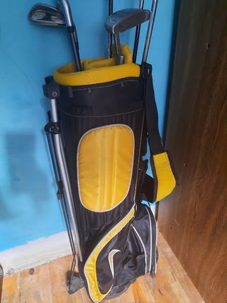 Bolsa de palos de golf Nike y Mizuno