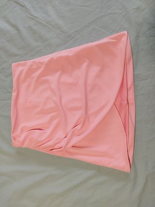 Falda rosa