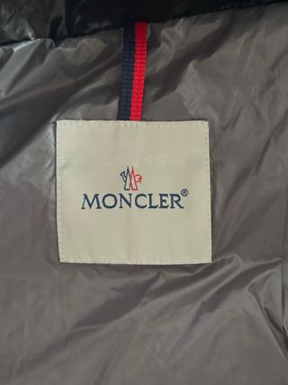 Chaqueta Moncler Negra Brillante