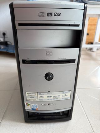 PC Sobremesa eMachines 5250 Pentium 4