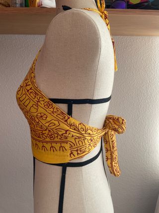 Top hippie amarillo