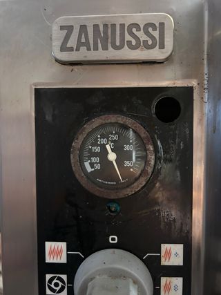 Horno de Convección Zanussi