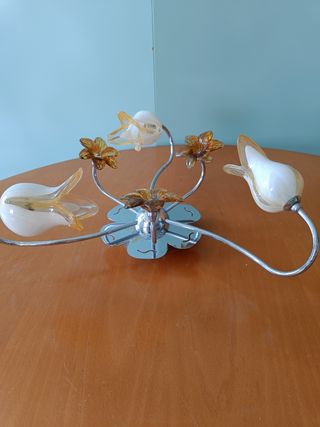 Lámpara techo tulipas y flores doradas
