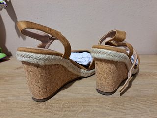 Sandali Styleloop marroni con zeppa