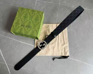 Cinturón Gucci Negro con Caja Original