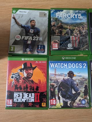 Xbox One S Blanca + 7 Juegos