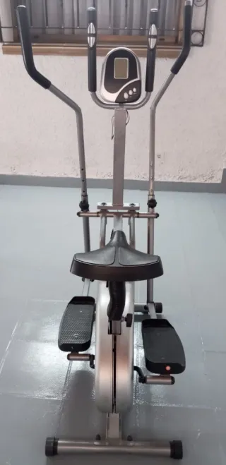 Máquina de Gimnasio Elíptica Confidence