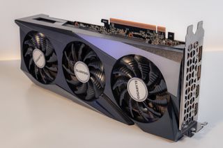 Tarjeta Gráfica Gigabyte RX 6650 XT