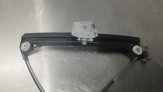 ELEVALUNAS DELANTERO IZQUIERDO MERCEDES-BENZ CLK