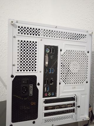 Ordenador Gaming AMD Ryzen 7 5700 RTX 3060 12 gb