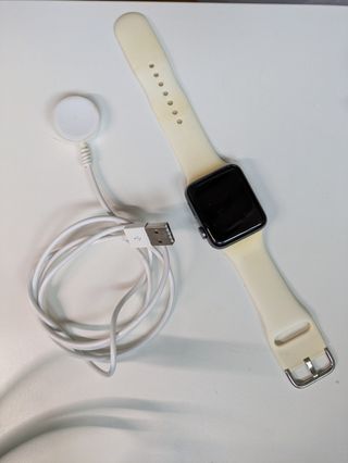 Apple Watch 3 42mm Negro con Cargador