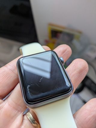 Apple Watch 3 42mm Negro con Cargador