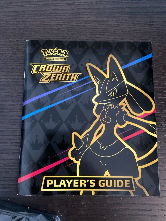 Pokemon Crown Zenith Elite Trainer Box