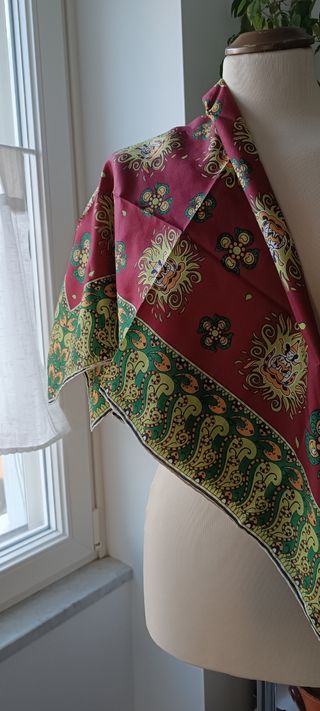 Foulard vintage con divinità