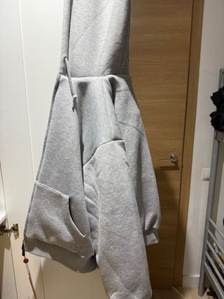 Chaqueta gris oversize