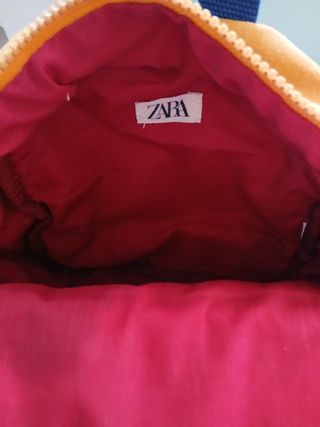 2 Mochilas infantiles Zara colores y letras