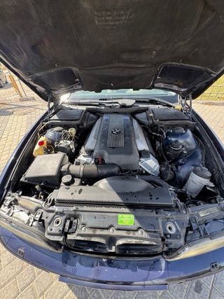 BMW 540i v8 e39