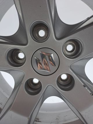 LLANTA SUZUKI SX4 (4)