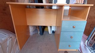 Escritorio juvenil madera