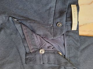 Pantalones Zara Talla 44 azul marino 