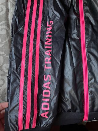 Chubasquero Adidas Negro y Rosa Talla L