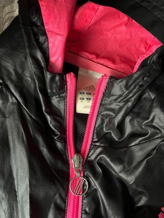 Chubasquero Adidas Negro y Rosa Talla L