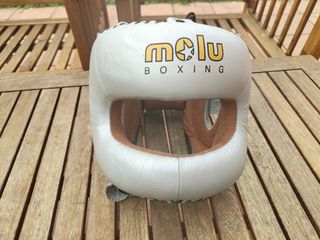 Casco de boxeo Molu