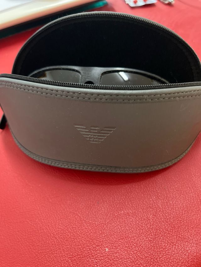 Occhiali da sole Emporio Armani con vetro fume’ 