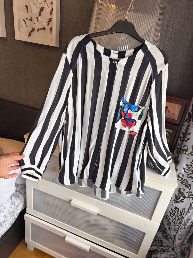 Camisa Rayas Blanco y Negro