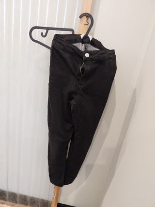 Pantalón pitillo niña Zara Talla 10