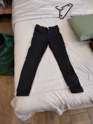 Pantalón pitillo niña Zara Talla 10