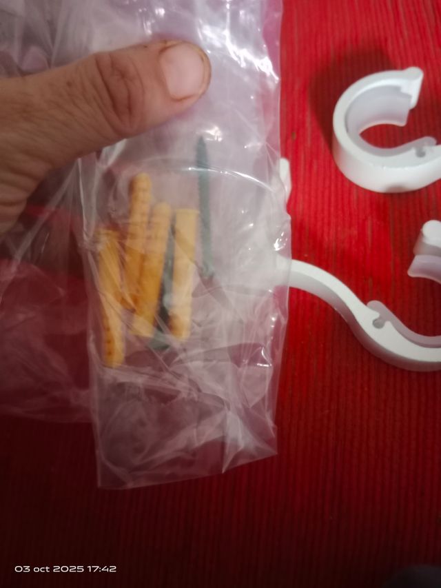 Supporti per aste per tende