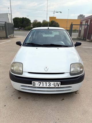 Renault Clio 2001