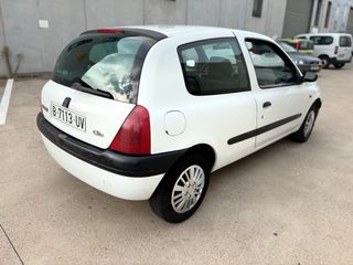 Renault Clio 2001
