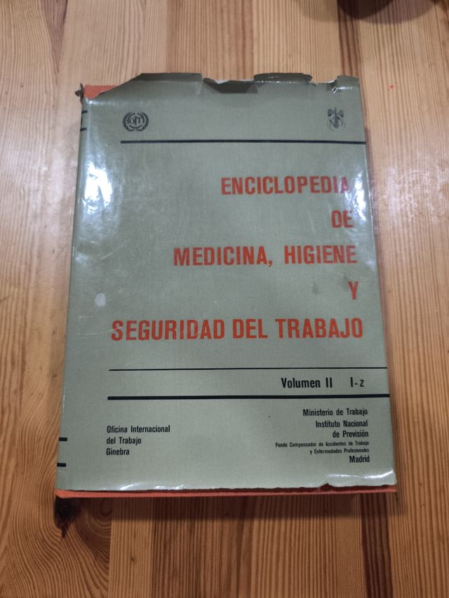 Enciclopedia de la medicina, higiene y segurida...