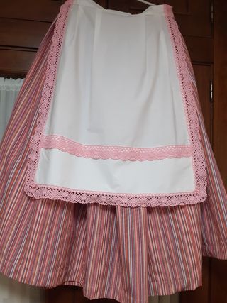 Refajo y delantal huertana rosa y blanco