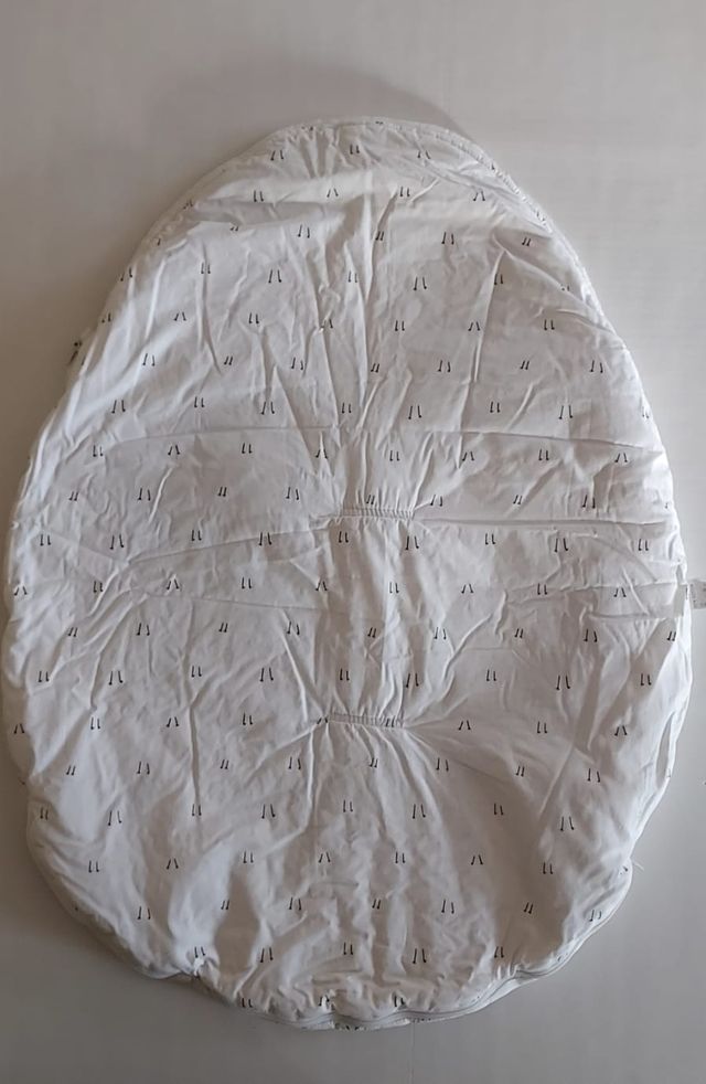 Saco para bebé forma huevo blanco estampado