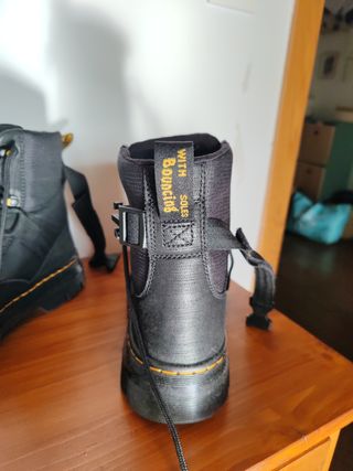 Botas Dr. Martens Tech Negras