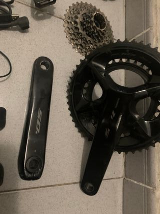 Grupo carretera Shimano 105 Di2 Disco Inalámbrico