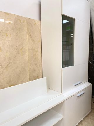 MUEBLE DE TELEVISION BLANCO CON CRISTAL NUEVO
