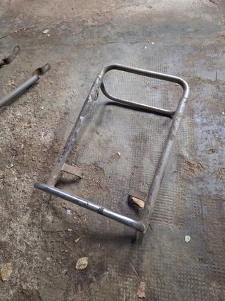 Portaequipajes metálico
