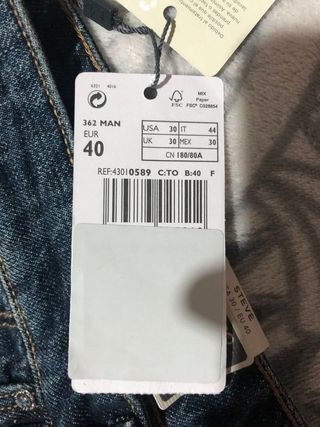 Pantalón vaquero desgastado azul