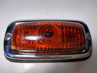 Piloto ámbar SEAT 600 / Formichetta y otros
