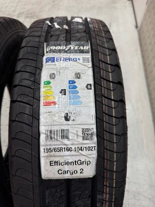 2 Neumáticos Goodyear 195/65R16C 104/102T