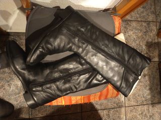 Botas de piel altas negras T.43